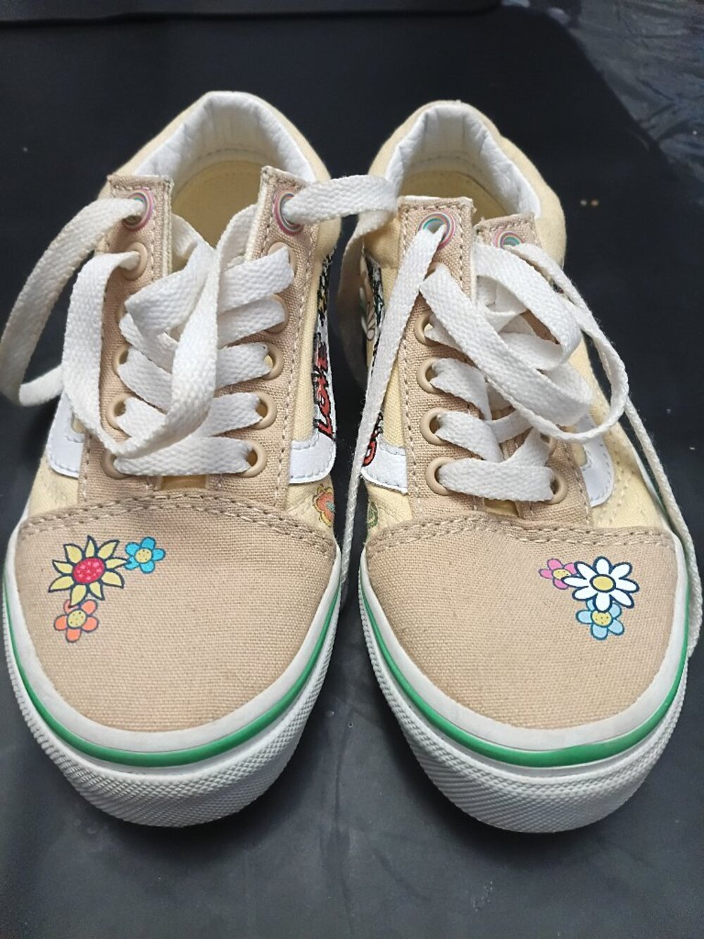 Girls sesame Street sneakers
